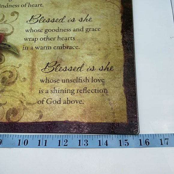 New Tempered Glass Cutting Board - Picture 3 of 8